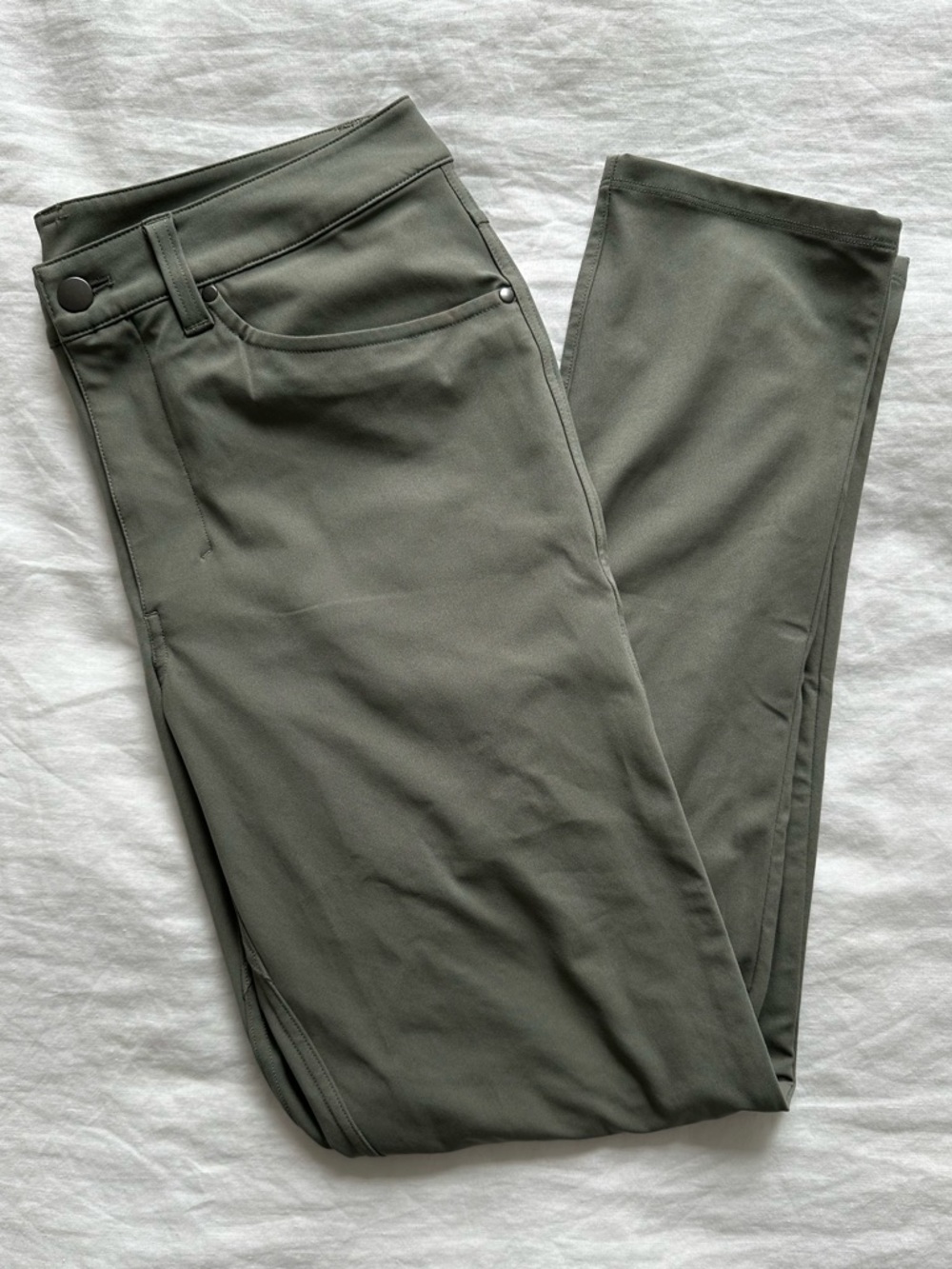 Lululemon Olive Green Men’s “ABC” Slim Pant Size 30x32